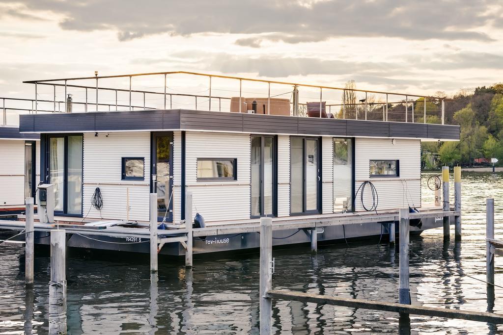 Friend.ship Hausboot Berlino